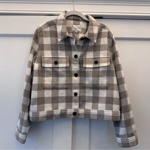 Rails Beige and White Steffi Crop Jacket. NWOT